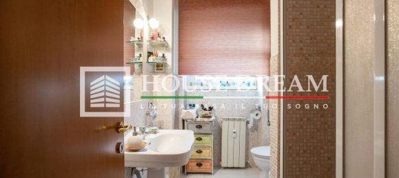 1 bedroom Apartment in Rome, Italy No. 291392 16