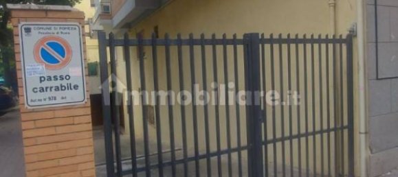 18m² Garage in Pomezia, Italy No. 277649 3