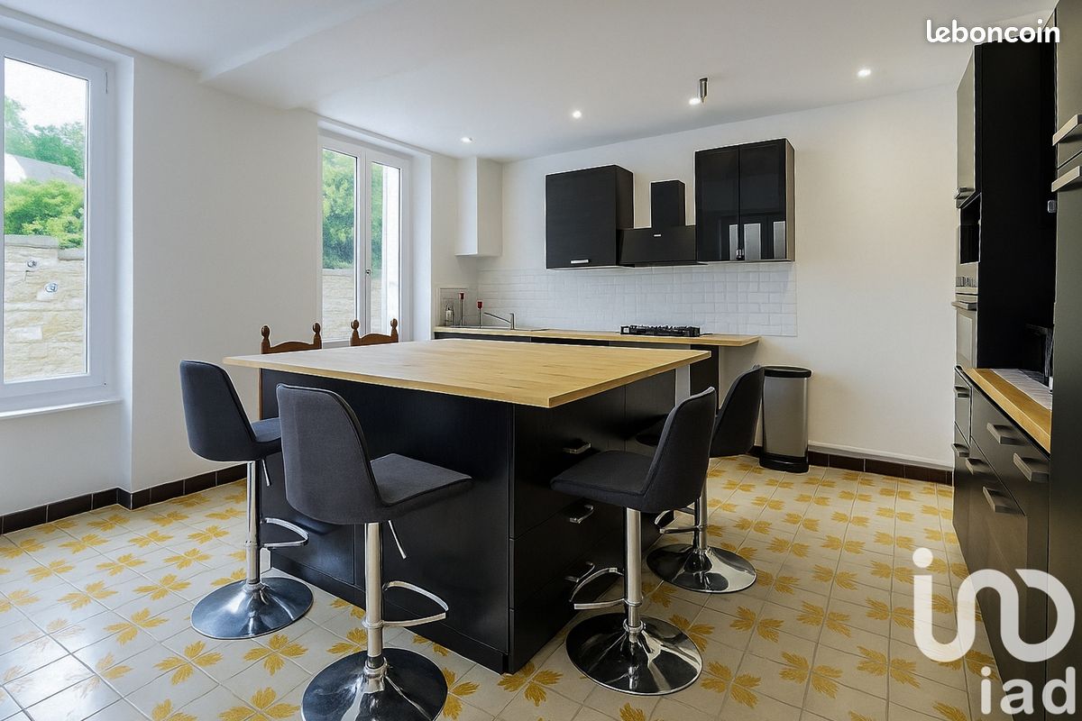 3 bedrooms House in Val-d'Oise, France No. 333329