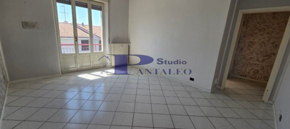 Apartamento de 2 habitaciónes en Abbiategrasso, Italy No. 260633 6