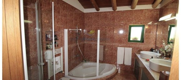 Дом с 4 спальнями в Силвиш, Португалия № 128014 16