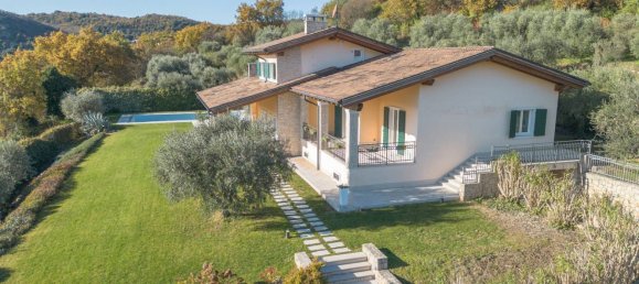 10غرفة فيلا في Verona, Italy رقم 165400 35