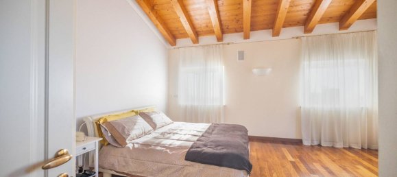 10غرفة فيلا في Verona, Italy رقم 165400 16