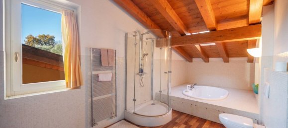 10غرفة فيلا في Verona, Italy رقم 165400 20