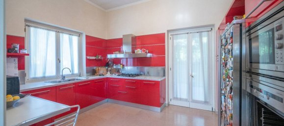 10غرفة فيلا في Verona, Italy رقم 165400 13