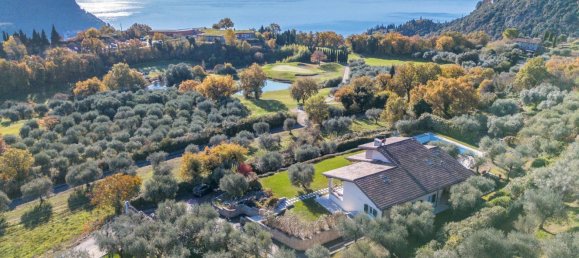 10غرفة فيلا في Verona, Italy رقم 165400 38