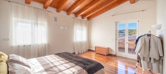 10غرفة فيلا في Verona, Italy رقم 165400 15