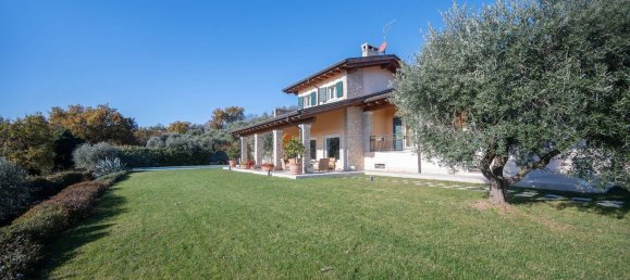 10غرفة فيلا في Verona, Italy رقم 165400 4