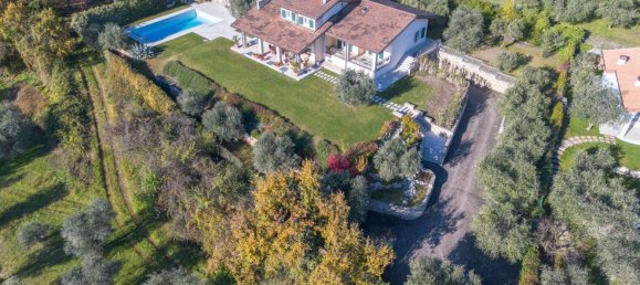 10غرفة فيلا في Verona, Italy رقم 165400 37