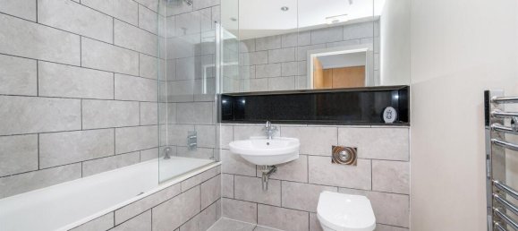 2 bedrooms Apartment in London, United Kingdom No. 9637 8