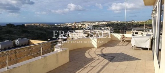 2 Schlafzimmer Penthouse in Qala, Malta, Nr. 5502 2