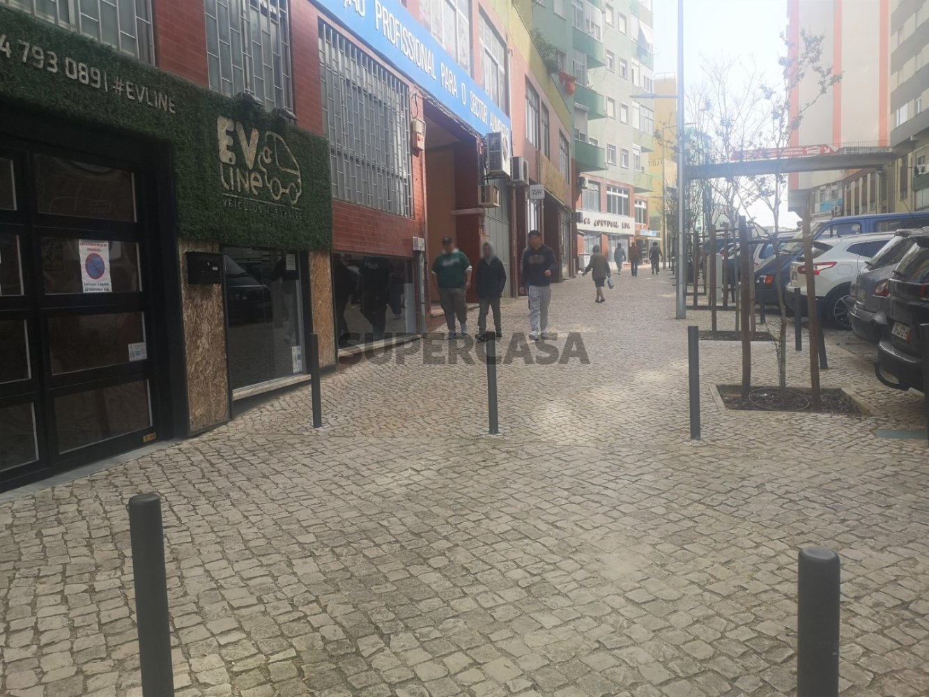 Propiedad comercial en Odivelas, Portugal 335 m² No. 221330