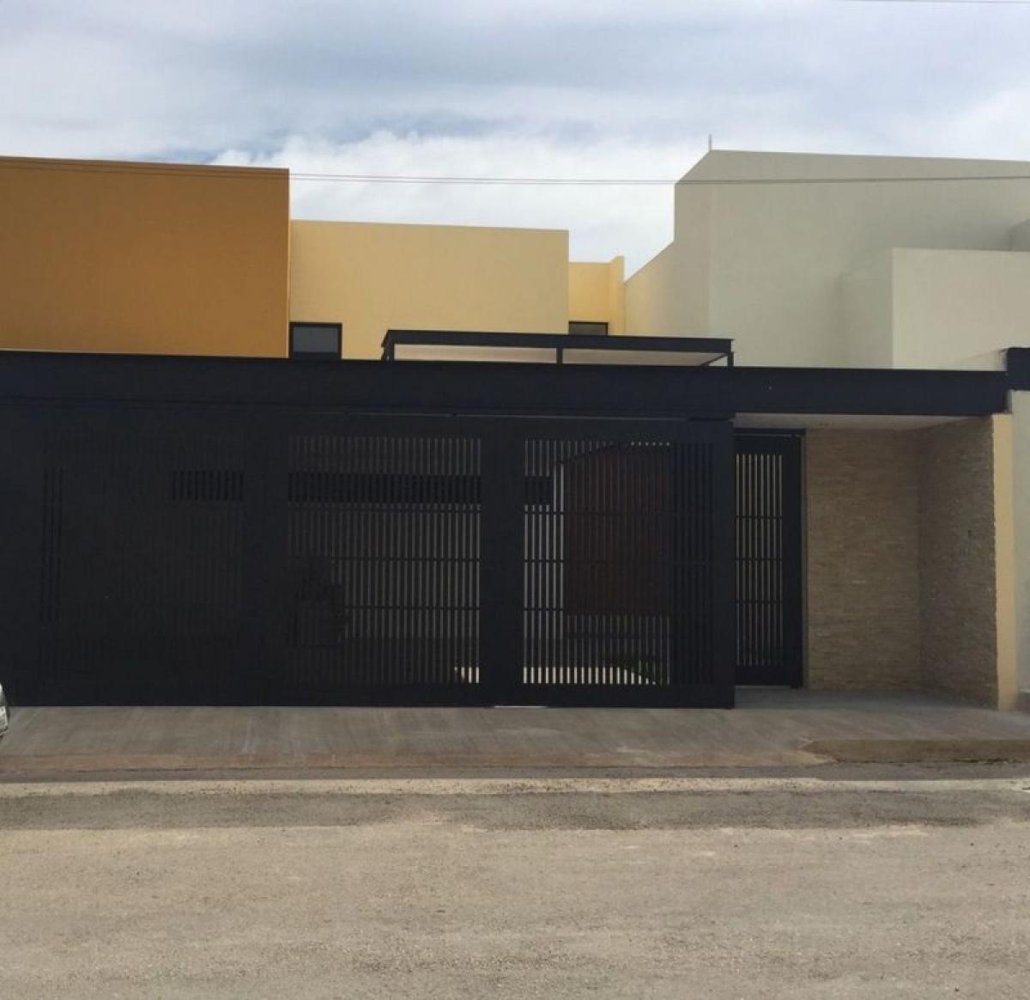 3 bedrooms House in Yucatan, Mexico No. 187150