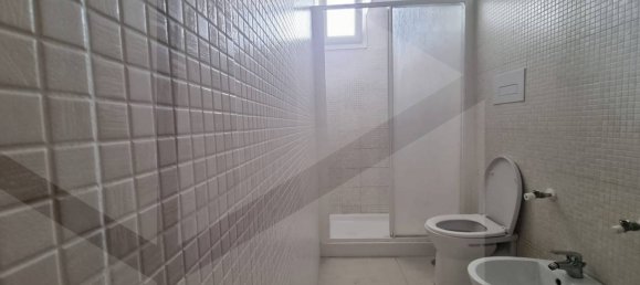 4 rooms Apartment in Naples, Italy No. 17482 15