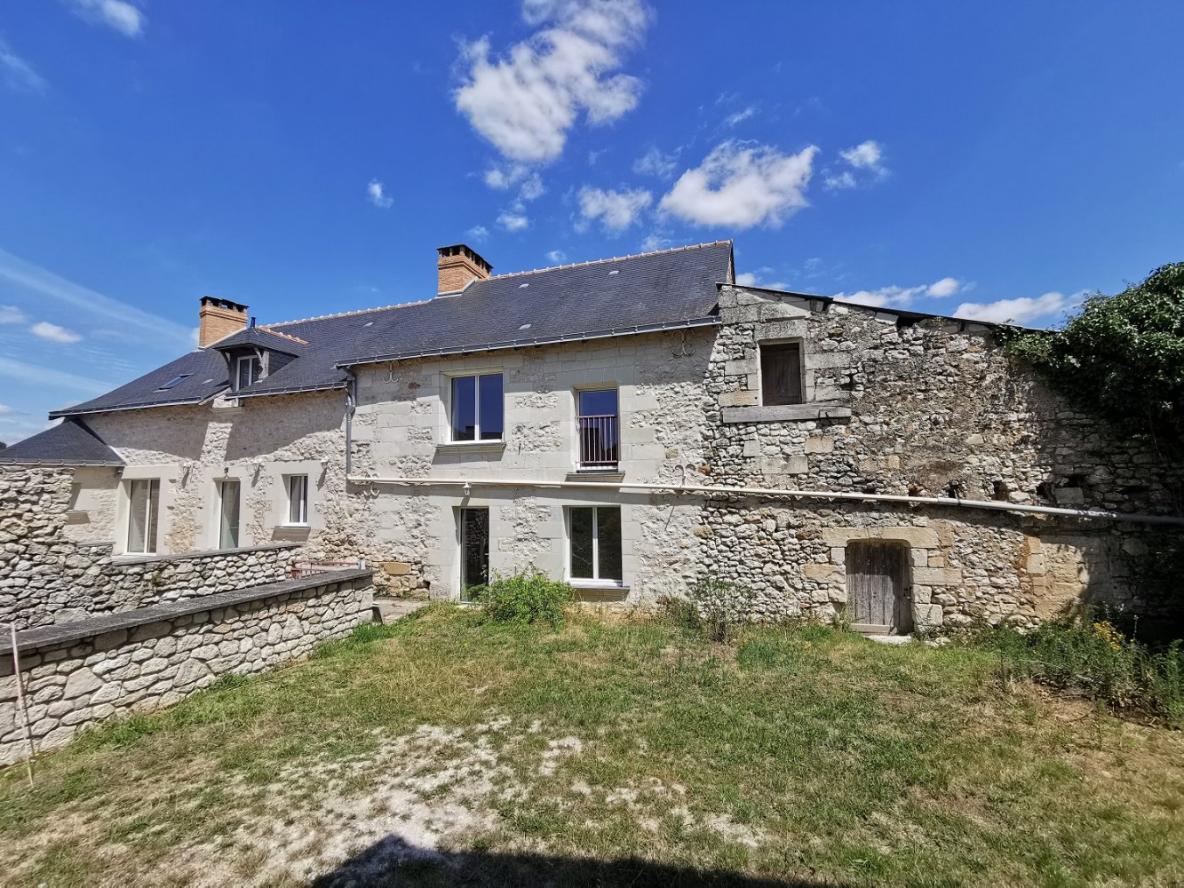 3 chambres Maison à Maine-et-Loire, France No. 300393