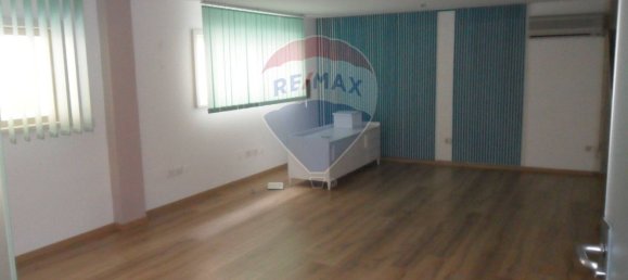 180m² Commercial property in Caltanissetta, Italy No. 336010 10