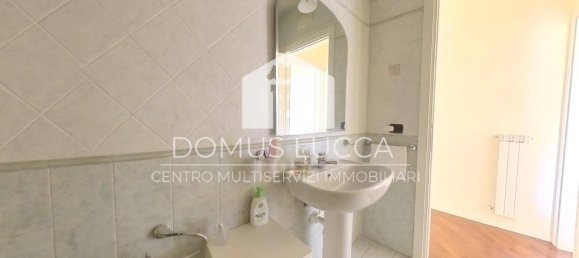 Apartamento T1 em Lucca, Italy N.º 323926 7