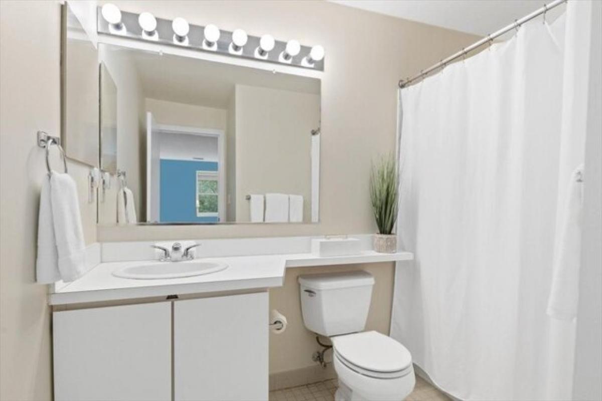 2 bedrooms House in Hingham, USA No. 396430