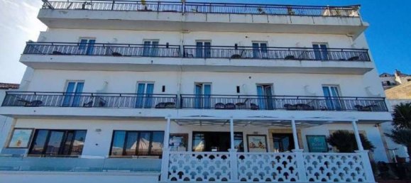 Propiedad comercial en Rodi Garganico, Italy 977 m² No. 291478 8