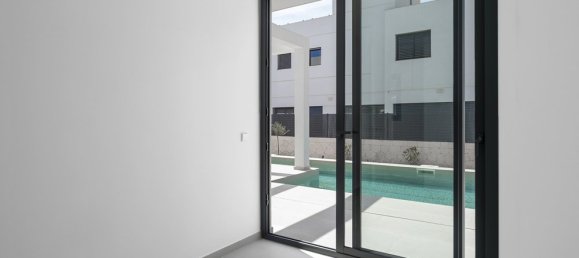 5 bedrooms Villa in Son Veri, Spain No. 14602 7