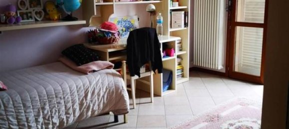 5 rooms House in Cavriglia, Italy No. 32848 11