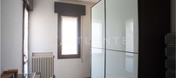 4غرفة شقة في Roverbella, Italy رقم 85191 8