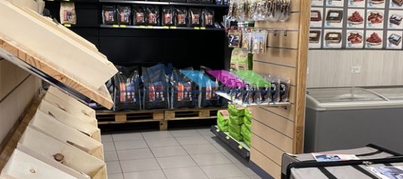 18 rooms Apartment in Luneville, France No. 224025 9