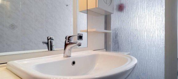 3 rooms Apartment in Rome, Italy No. 32912 19