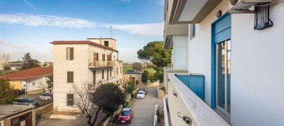 3 rooms Apartment in Rome, Italy No. 32912 37