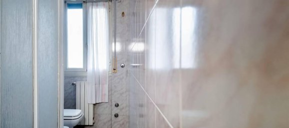 3 rooms Apartment in Rome, Italy No. 32912 22