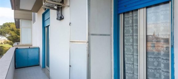 3 rooms Apartment in Rome, Italy No. 32912 35