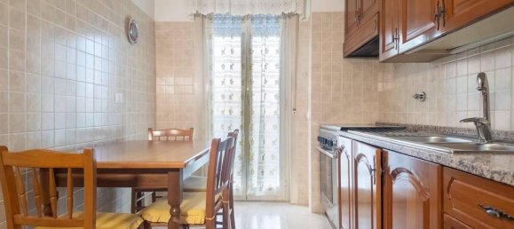 3 rooms Apartment in Rome, Italy No. 32912 13