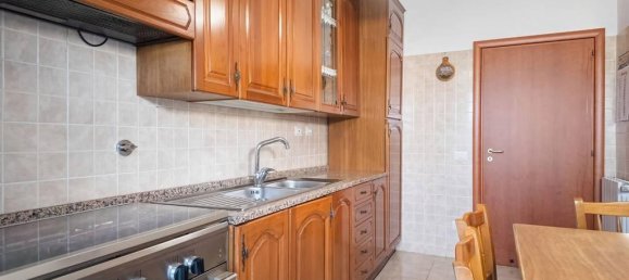 3 rooms Apartment in Rome, Italy No. 32912 12