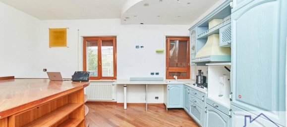 Estudio en Rome, Italy No. 40230 7