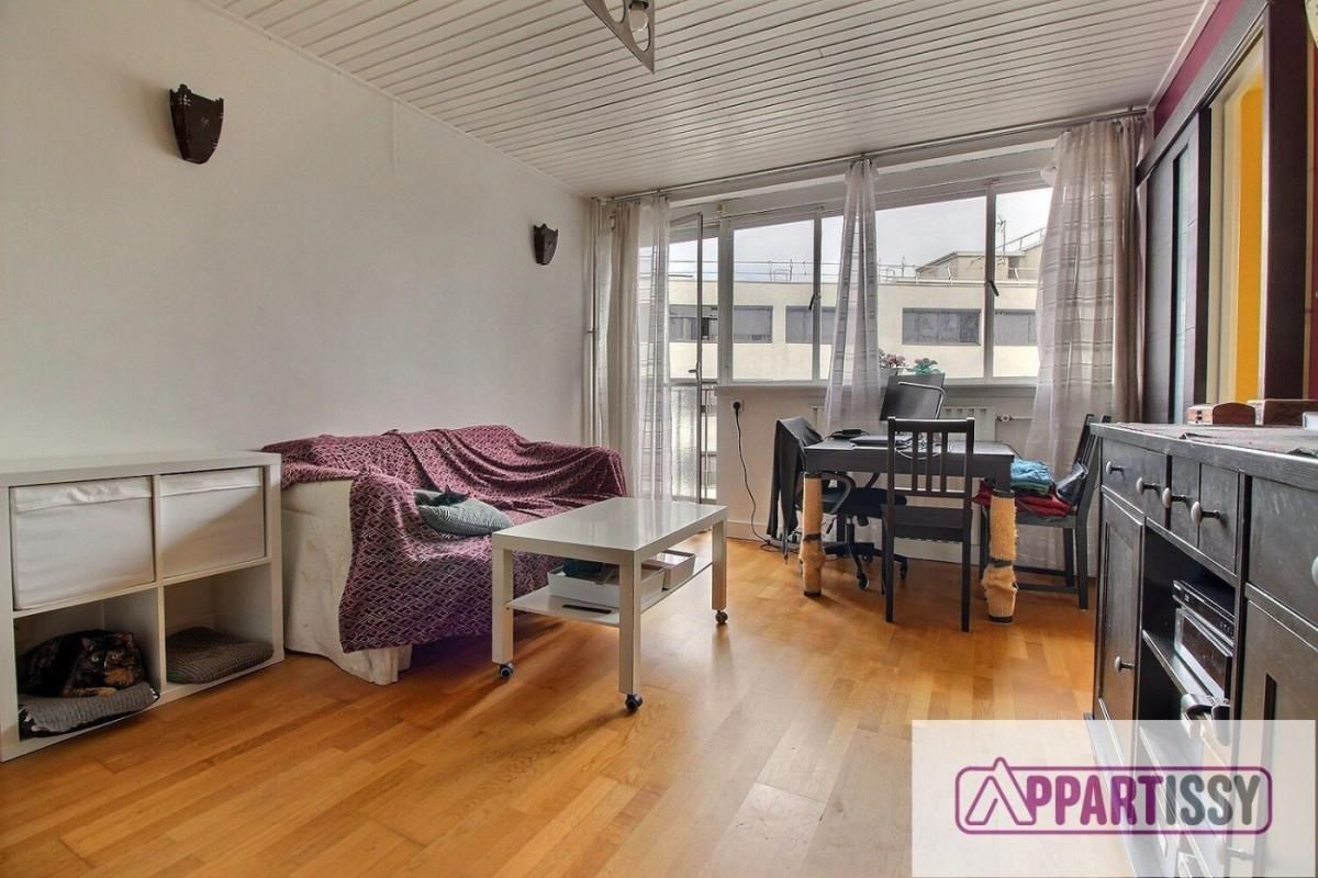 1 غرف نوم شقة في Issy-les-Moulineaux, France رقم 120744