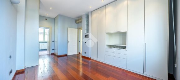 4غرفة شقة في Parma, Italy رقم 136039 21