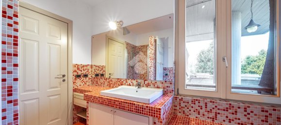 4غرفة شقة في Parma, Italy رقم 136039 13