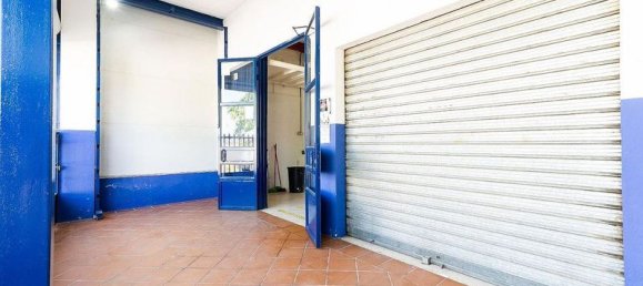 121m² Commercial property in Guevejar, Spain No. 180119 4