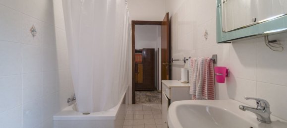 6 rooms Apartment in Messina, Italy No. 49909 18