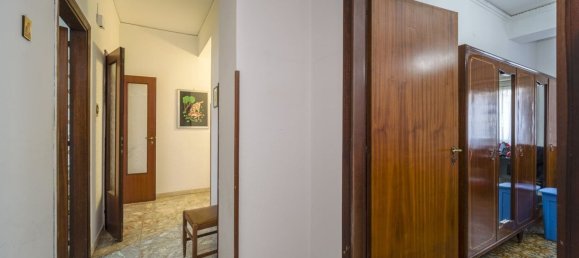 6 rooms Apartment in Messina, Italy No. 49909 27