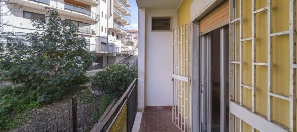 6 rooms Apartment in Messina, Italy No. 49909 42