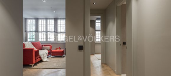 4 bedrooms Apartment in Ciutat Vella, Spain No. 104013 11