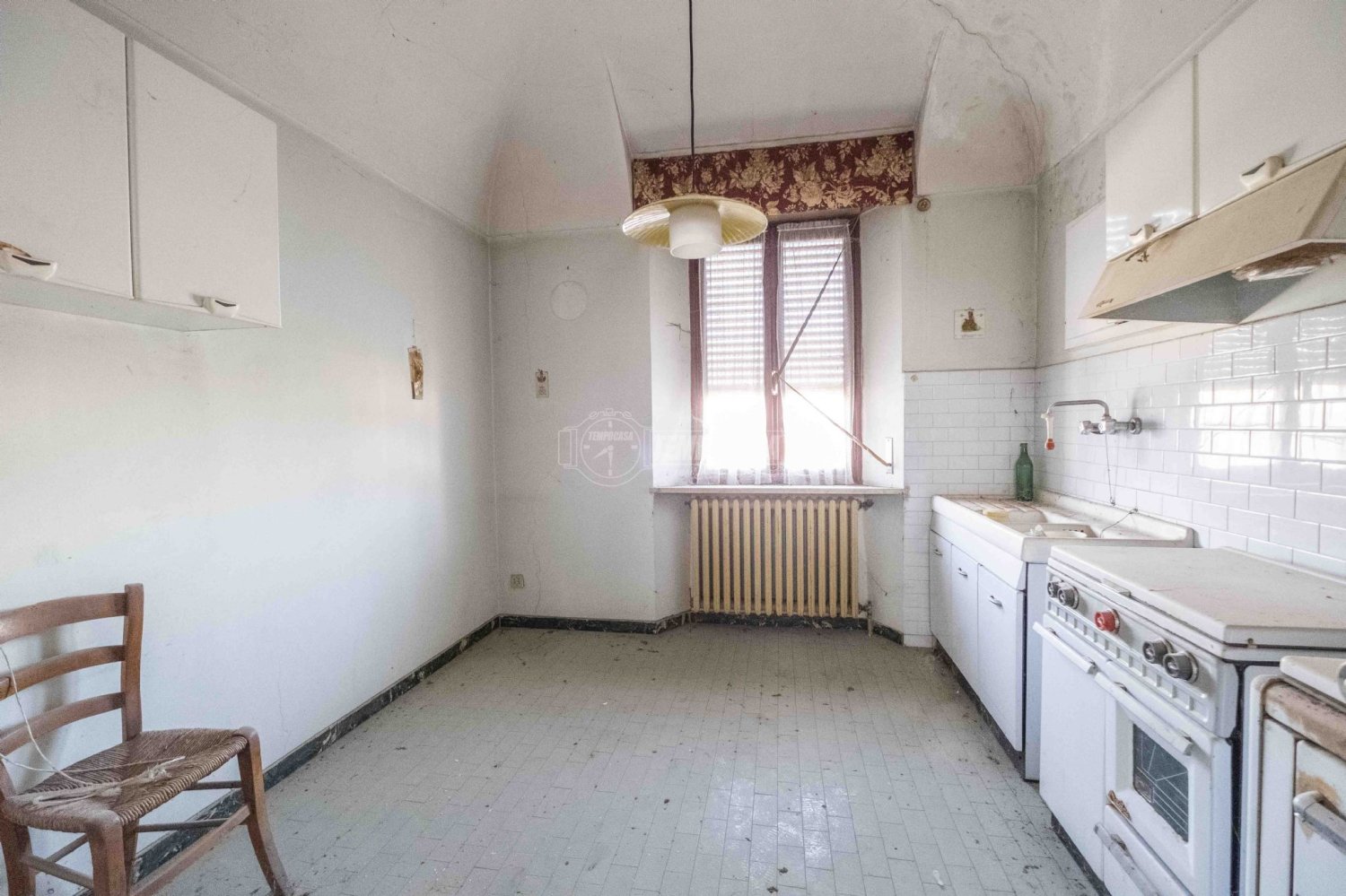 10-Zimmer Haus in Pezzana, Italy, Nr. 78043