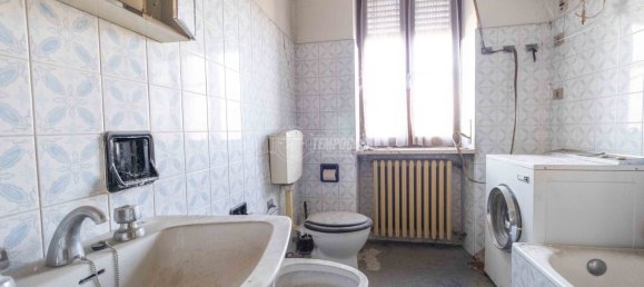 10-Zimmer Haus in Pezzana, Italy, Nr. 78043 29