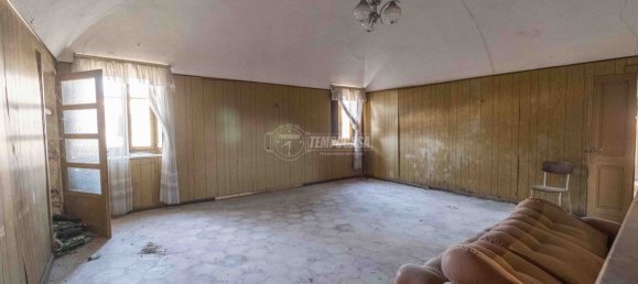 10-Zimmer Haus in Pezzana, Italy, Nr. 78043 4