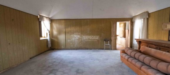 10-Zimmer Haus in Pezzana, Italy, Nr. 78043 25