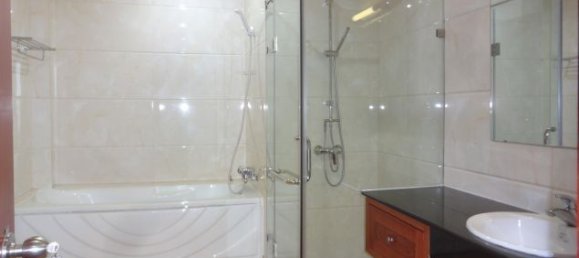 3 bedrooms Apartment in Tay Ho, Vietnam No. 6512 23