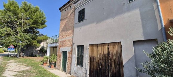 Casa de 4 habitaciónes en Montefelcino, Italy No. 300768 3