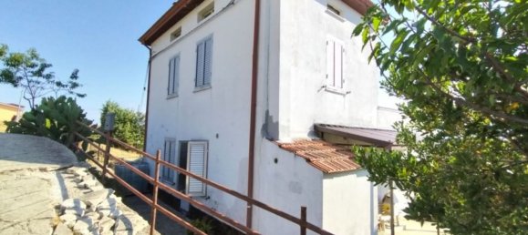 7 غرف نوم فيلا في Castel Frentano, Italy رقم 349347 3