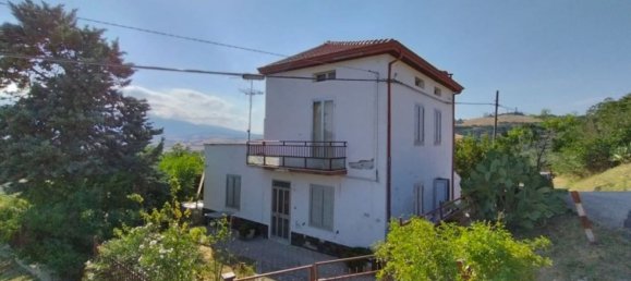 7 غرف نوم فيلا في Castel Frentano, Italy رقم 349347 6